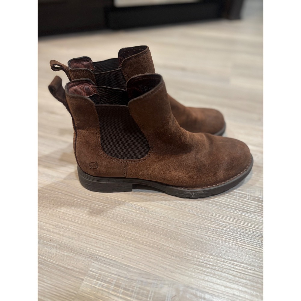 Born Mens Brown Suede Chelsea Boots Ankle Lug Sole F55523 Size 9M - Picture 2 of 7